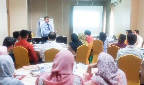 Unhan RI Membekali Nilai-Nilai Bela Negara Kepada Peserta Pelatihan Kompetensi Matematika Guru SD/MI dalam Menghadapi Tantangan Abad 21.