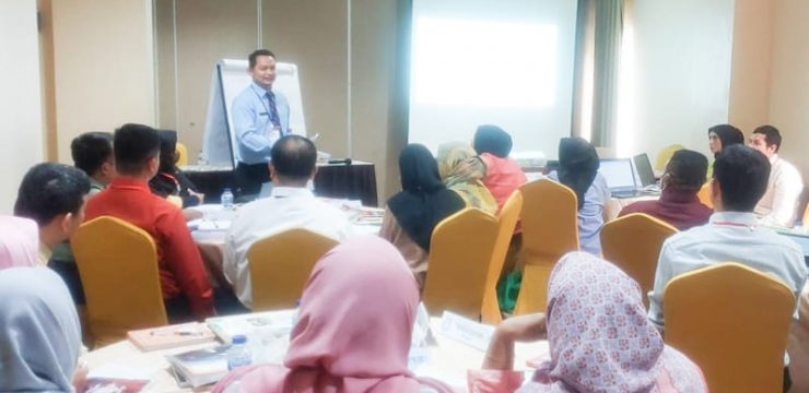 Unhan RI Membekali Nilai-Nilai Bela Negara Kepada Peserta Pelatihan Kompetensi Matematika Guru SD/MI dalam Menghadapi Tantangan Abad 21.