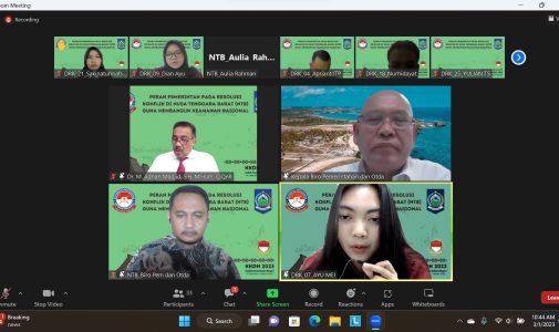 Hari Ke-3 KKDN Prodi Damai dan Resolusi Konflik FKN Unhan RI Membahas Sinergitas Pemerintah Daerah dan Masyarakat dalam Penyelesaian Konflik.