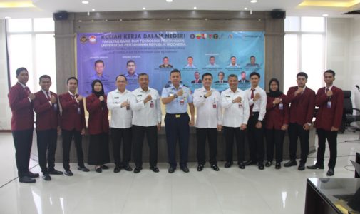 Kuliah Kerja Dalam Negeri Prodi Teknologi Persenjataan FSTP Unhan RI Membahas Pemenuhan Kebutuhan Teknologi Persenjataan untuk Mendukung Kemandirian Alpal Hankam.