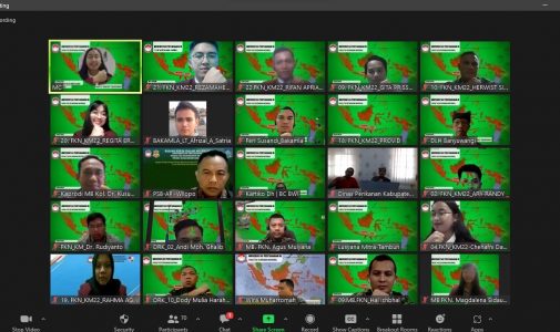 Dekan Fakultas Keamanan Nasional Unhan RI Menutup kegiatan Kuliah Kerja Dalam Negeri Fakultas Keamanan Nasional Unhan RI TA. 2022/2023.