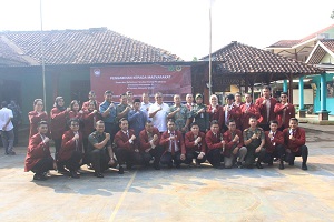 Mahasiswa Fakultas Strategi Pertahanan Unhan RI Melaksanakan Kegiatan Pengabdian Kepada Masyarakat di Cileungsi, Bogor, Jawa Barat