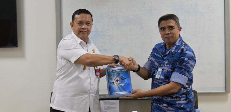 Fakultas Sains dan Teknologi Unhan RI Terima Kunjungan Askomlek TNI AU 