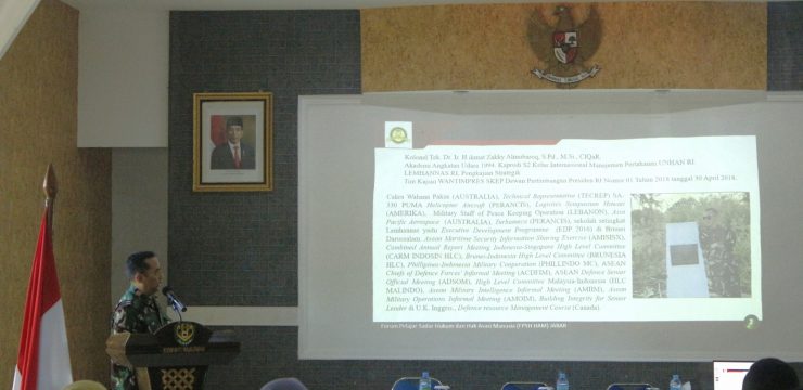 Kaprodi Manajemen Pertahanan Fakultas Manajemen Pertahanan Unhan RI Menjadi Narasumber Dalam Seminar Forum Pelajar Sadar Hukum Jawa Barat
