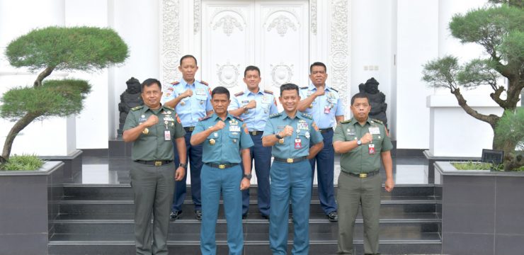 Rektor Unhan RI Menerima Kunjungan Courtesy Call Komandan Pusat Misi Pemeliharaan Perdamaian TNI.