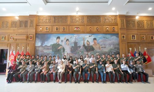 Fakultas Farmasi Militer Unhan RI Menjadi Tuan Rumah Focus Group Discussion (FGD) Dewan Pakar Ikatan Apoteker Indonesia (IAI)