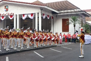 Drum Band Canka Praditya Wiratama Kadet Mahasiswa Unhan RI berpartisipasi dalam Acara Festival Merah Putih bertajuk “Merah Putih Satukan Kebinekaan”
