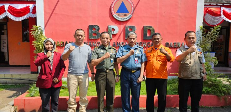 Dosen dan Mahasiswa Program Magister Manajemen Bencana FKN Unhan RI Melaksanakan Penelitian dan Pengkajian Penguatan Ketahanan Ekonomi dan Sosial Pasca Gempa Bumi di Kabupaten Cianjur.