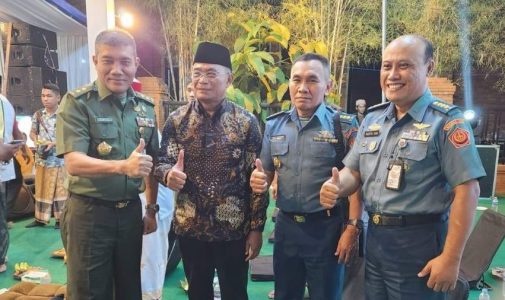 Fakultas Keamanan Nasional dan Pondok Pesantren Al Hidayah Kutorejo Merajut Rasa Kebangsaan