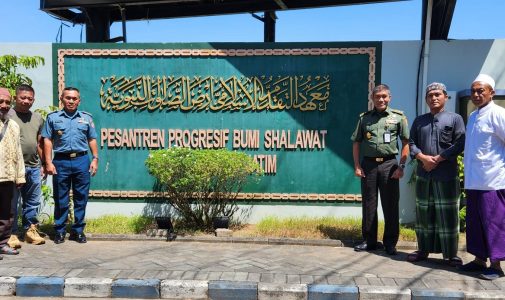 Kunjungan Dekan Fakultas Keamanan Nasional ke Pondok Pesantren Bumi Sholawat Desa Lebo dan Pondok Pesantren Bureng