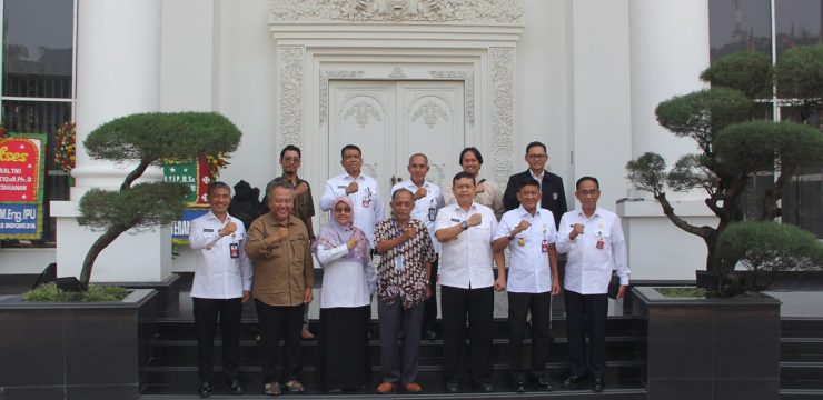 Universitas Pertahanan RI menerima Tim Survei Institut Pertanian Bogor.