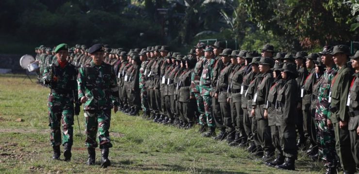 Rektor Unhan RI Membuka Latihan Dasar Bela Negara untuk Mahasiswa Baru Program Pascasarjana TA. 2023/2024.