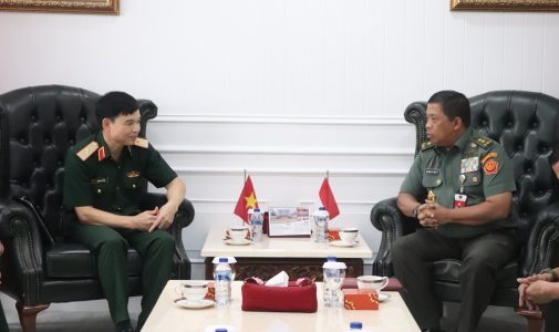 Unhan RI Terima Kunjungan Delegasi Military Academic of Logistic Vietnam