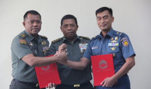 Sinergitas Unhan RI dan TNI Angkatan Laut Tandatangani Kerja Sama Pendidikan Program Magister (S-2) dan Program Doktor (S-3).