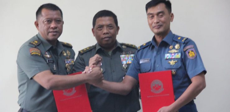 Sinergitas Unhan RI dan TNI Angkatan Laut Tandatangani Kerja Sama Pendidikan Program Magister (S-2) dan Program Doktor (S-3).