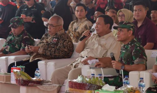 Rektor Unhan RI Dampingi Menhan RI Resmikan 16 Titik Air Bersih di Desa Suro Banyumas
