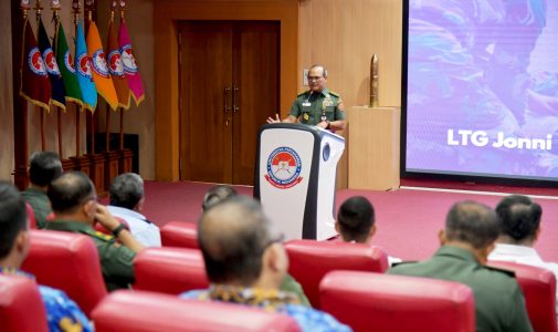 Rektor Unhan RI Membuka Acara The 1st International Military Medicine Symposium (IMMS) 2023