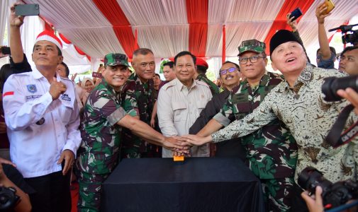 Rektor Unhan RI Dampingi Menhan RI Meresmikan Sumber Air di Kabupaten Kuningan Jawa Barat