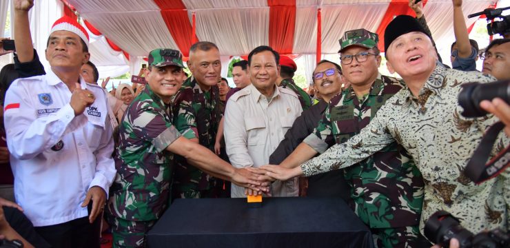 Rektor Unhan RI Dampingi Menhan RI Meresmikan Sumber Air di Kabupaten Kuningan Jawa Barat