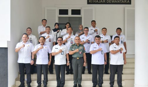 Rektor Unhan RI Menerima Kunjungan Ketua Delegasi Indo Pacific Strategic Inteligence (IPSI).