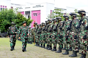 905 Kadet Mahasiswa Cohort II, III dan IV Unhan RI melaksanakan Upacara Pembukaan Latihan Penyegaran Kemampuan Militer Dasar Kadet Mahasiswa Unhan RI (Combat Batch III) Tahun 2024