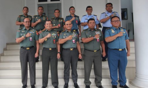 Rektor Unhan RI Menerima Kunjungan Silaturahmi Kepala Pusat Penerangan TNI Mayjen TNI Dr. Nugraha Gumilar, M.Sc.