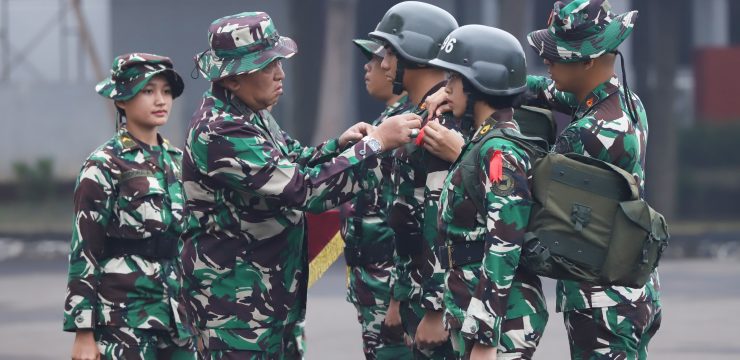 Unhan RI Laksanakan Upacara Penutupan Cadet On Military Basic Training (COMBAT) Batch III