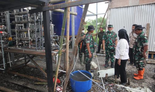 (Bagian 1) Pengembangan Teknologi Membran Reverse Osmosis (RO) dilingkungan pilot project Rumah Apung dan Rumah Panggung pada Karya Bakti dan Pengabdian kepada Masyrakat Universitas Pertahanan RI di RT 006 dan RT 007 RW 022 Kel. Pluit, Kecamatan Penjaringan, Jakarta Utara.