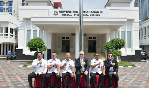 Rektor Unhan RI Terima Kunjungan Dosen Royal Military College of Canada