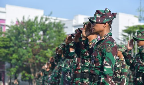 Unhan RI Laksanakan Upacara Penyambutan Satgas Latsitardanus XLIV