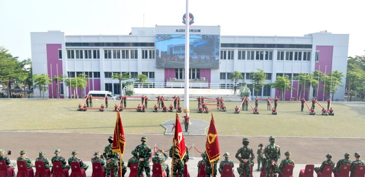 Upacara Penutupan Latihan Penyegaran Kemampuan Militer Dasar Kadet Mahasiswa Unhan RI (Combat Batch IV) Tahun 2024