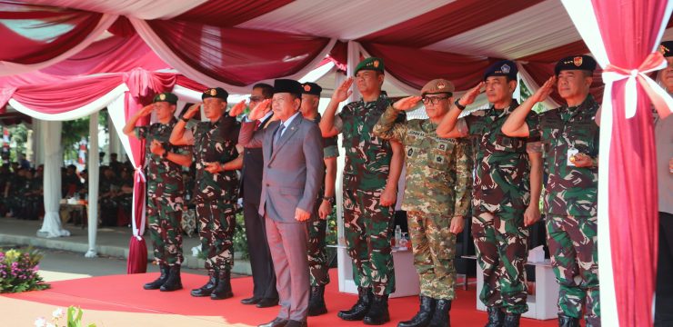 Wamenhan M. Herindra Resmikan 1.145 Anggota Komponen Cadangan Matra Darat Tahun Anggaran 2024 Dihadiri langsung oleh Rektor Unhan RI.