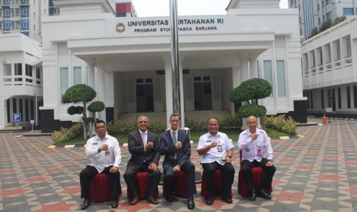 Unhan RI Menerima Kunjungan Courtesy Call dari Professor Andrew R. Wilson, Ph.D., dari United States Naval War College (NWC).