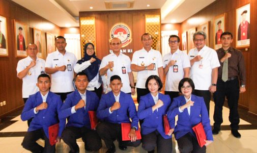 Rektor Unhan RI Menerima Laporan Persiapan Keberangkatan Kadet Mahasiswa Unhan RI ke Rabdan Academy, UEA