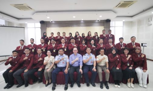 Mahasiswa Program Magister Pascasarjana Unhan RI dan Pakar Internasional Dr. Deniz Kocak dari Helmut Schmidt University, Berlin, Bahas Ancaman terhadap Infrastruktur Maritim