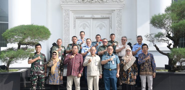 Rektor Unhan RI Terima Kunjungan Tim Asesmen Lapangan LAMSAMA untuk Reakreditasi Prodi