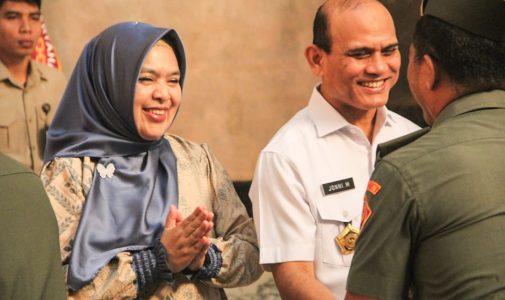 Rektor Unhan RI Beserta Ketua Unsur Pelaksanaan Dharma Wanita Persatuan Unhan RI Hadiri Kegiatan Halal Bihalal Kemhan RI
