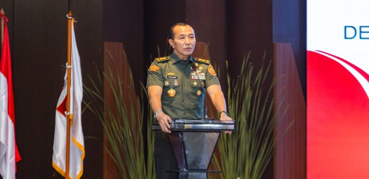 Wakil Rektor Bidang Kemahasiswaan dan Alumni Unhan RI Tegaskan Pesan Presiden RI Jenderal TNI (Purn) Prabowo Subianto dan Pentingnya Geopolitik dalam Pelantikan Forum Bela Negara RI 2025–2030.
