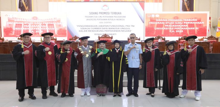 Sidang Terbuka Unhan RI Kukuhkan Riska Riskawati sebagai Doktor Ilmu Pertahanan ke-66.