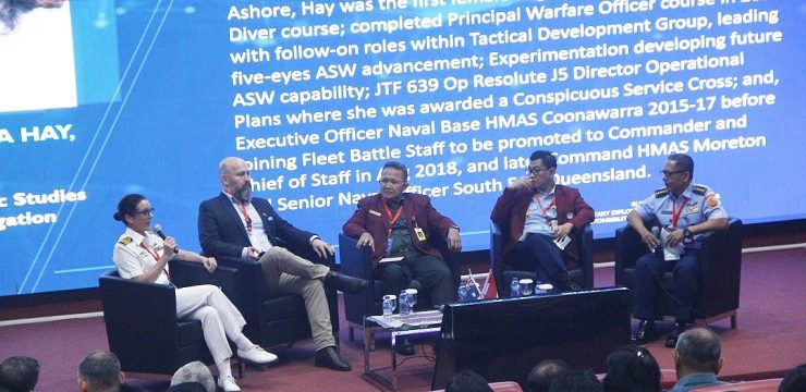 Sesi Kedua IKAHAN–RIDU Seminar 2025: Sinergi Australia–Unhan RI dalam Mengelola Tantangan Pertahanan Regional.
