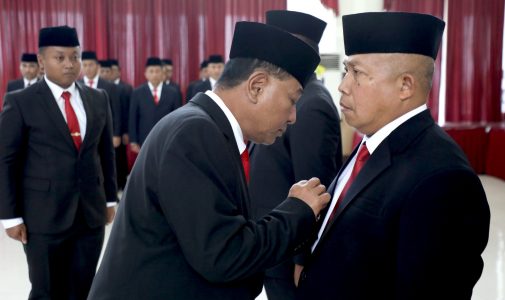 Rektor Unhan RI Pimpin Serah Terima Jabatan dan Pelepasan Pejabat Eselon I, II, dan III