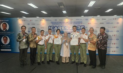 MENEMBUS CAKRAWALA ILMU: TIM RIDU-SAT RAIH PRESTASI DI ICARES 2025