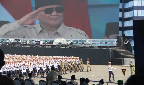Kadet Mahasiswa Unhan RI Tampilkan Semangat Bela Negara di Parade dan Defile HUT TNI ke-80.
