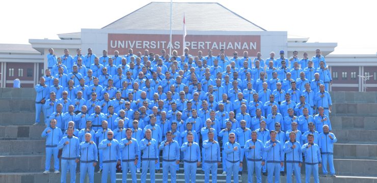 Rektor Unhan RI Sambut Kehadiran Jenderal TNI (Purn.) Prof. Dr. H. Dudung Abdurachman pada Reuni Akademi Militer Abituren 1988 B “Radar 88” di Kampus Bhineka Tunggal Ika Unhan RI.