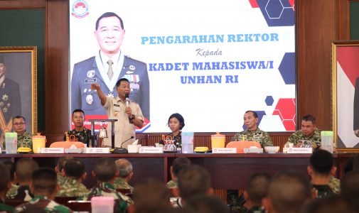 Rektor Unhan RI Dorong Kadet Mahasiswa Siapkan Diri sebagai Pemimpin Pertahanan Masa Depan.