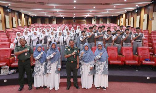 Unhan RI Menerima Kunjungan Edukatif SMAIT Nur Hikmah Bekasi .