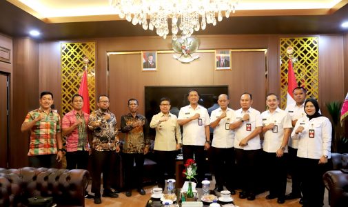 Rektor Unhan RI Menerima Kunjungan Bupati Sambas dalam Rangka Silaturahmi Kelembagaan