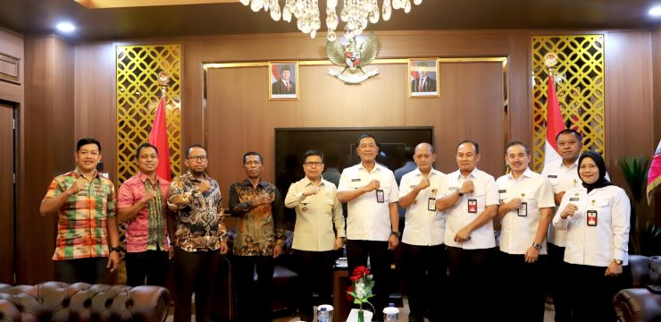 Rektor Unhan RI Menerima Kunjungan Bupati Sambas dalam Rangka Silaturahmi Kelembagaan