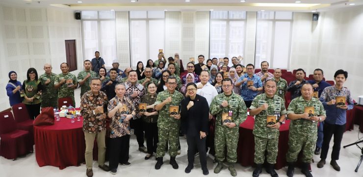 Unhan RI Luncurkan Buku Akademik-Biografis “Ketika Tangan Tuhan Membuka Jalan”, Karya Mayjen TNI Dr. R. Nugraha Gumilar, M.Sc.