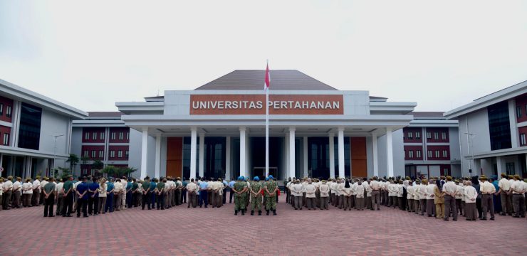 Rektor Unhan RI Pimpin Apel Gabungan, Tekankan Evaluasi Program Kerja dan Penguatan Nilai Kebersamaan